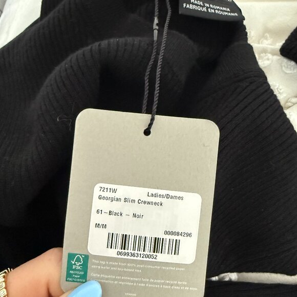 NWT Canada Goose Georgian Slim Crewneck Sweater Black Sz Medium Ribbed Knit Wool - Picture 4 of 11